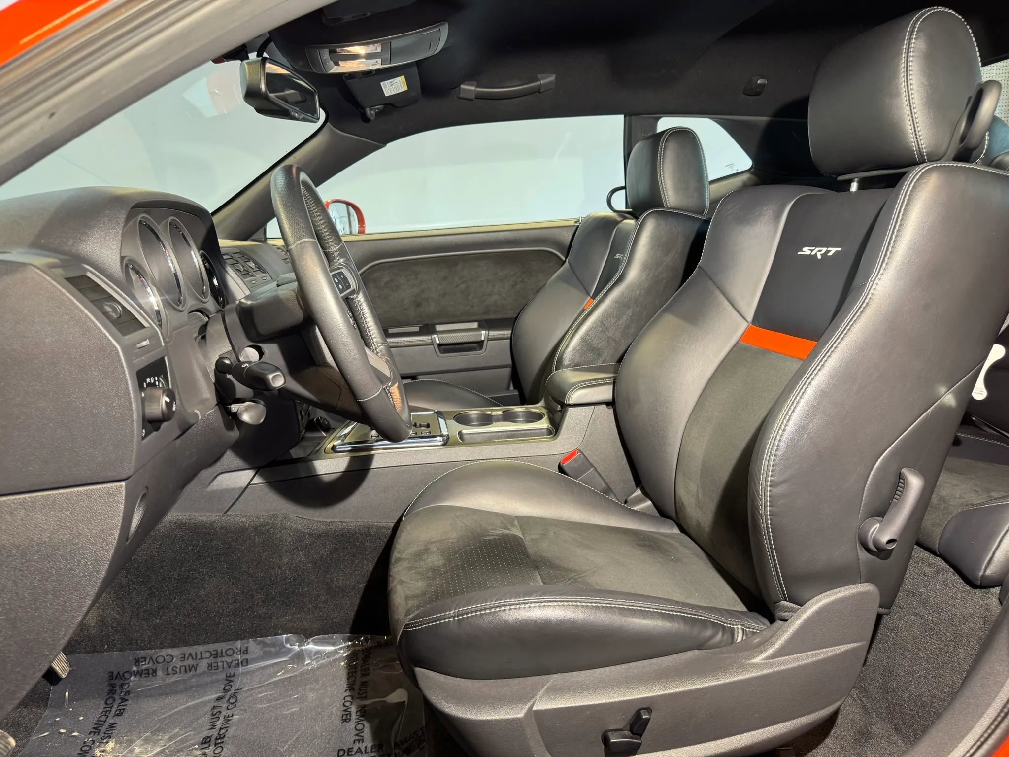 Used 2008 Dodge Challenger SRT8 RWD image 9