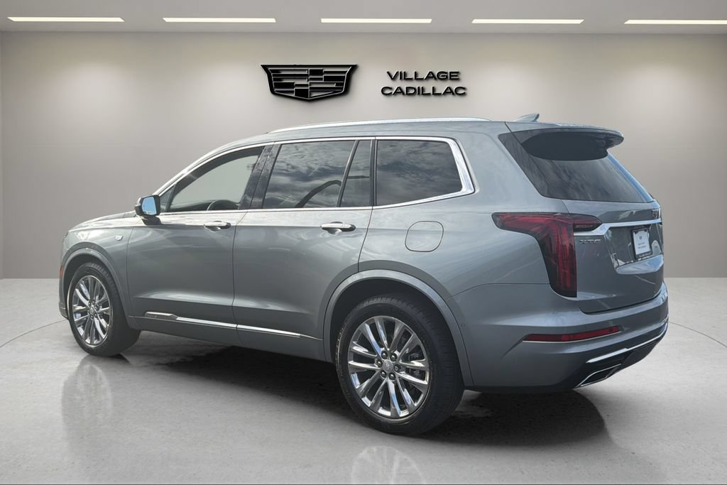 Certified 2024 Cadillac XT6 Premium Luxury w/ Technology Package FWD image 3