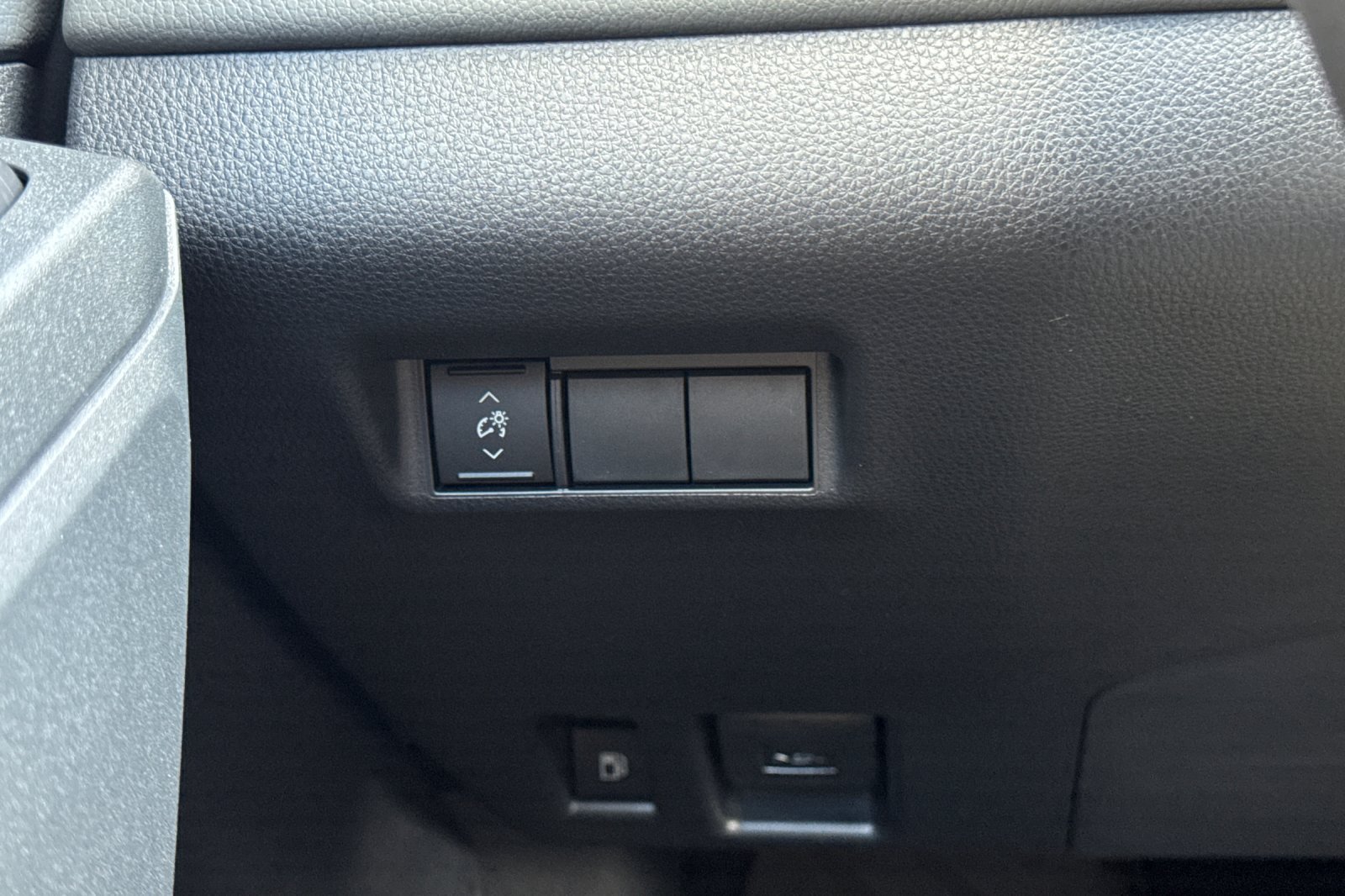 New 2026 Toyota RAV4 SE AWD/4WD image 30