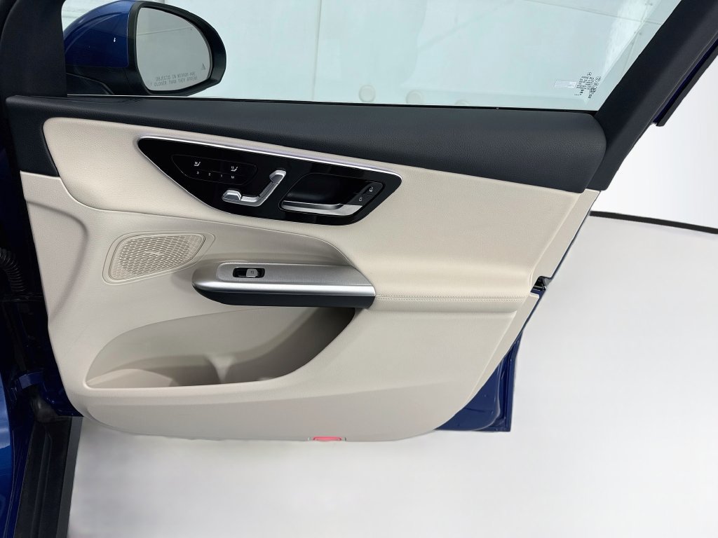 Certified 2026 Mercedes-Benz GLC 300 image 23