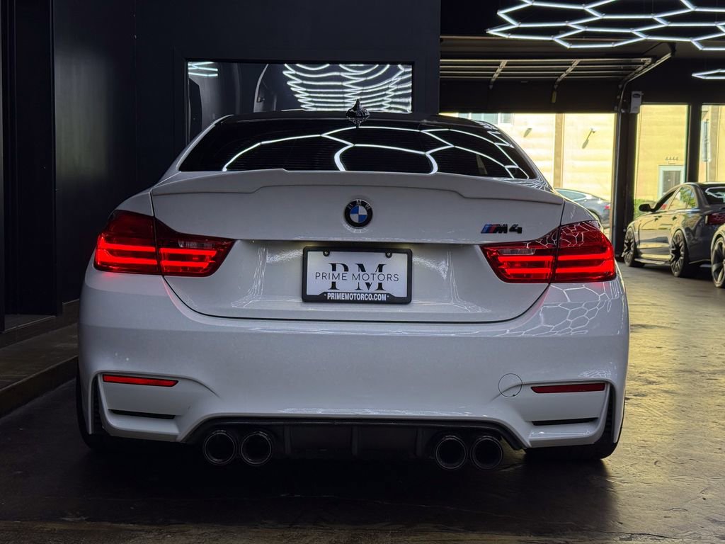 Used 2017 BMW M4 Coupe RWD image 8