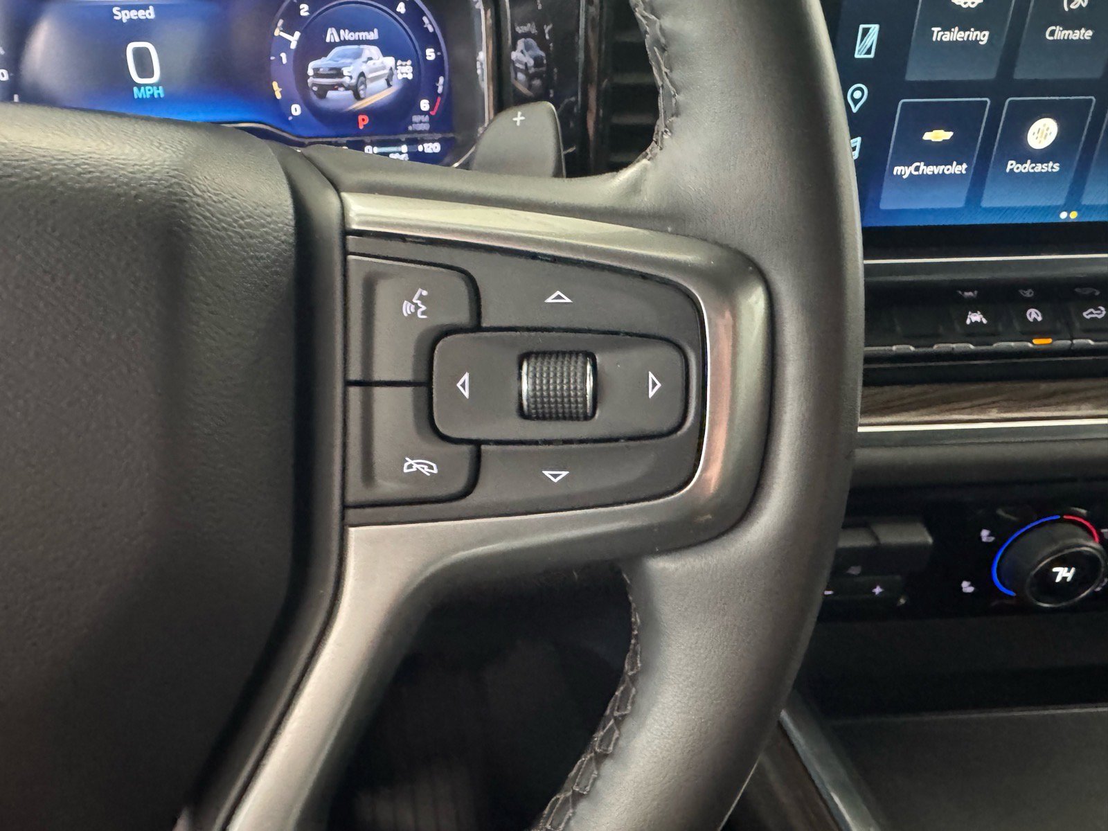 Used 2024 Chevrolet Silverado 1500 LT Trail Boss w/ Convenience Package II image 23