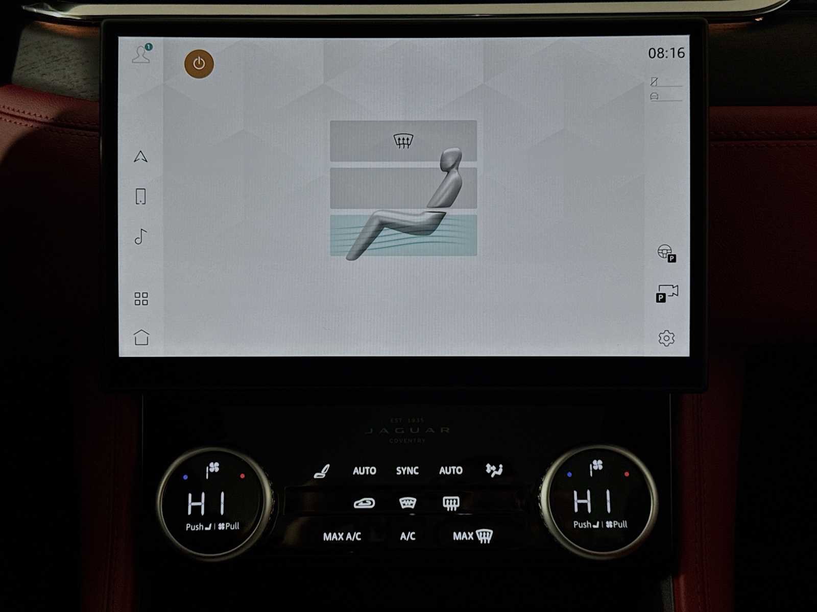 New 2025 Jaguar F-PACE R-Dynamic S image 17