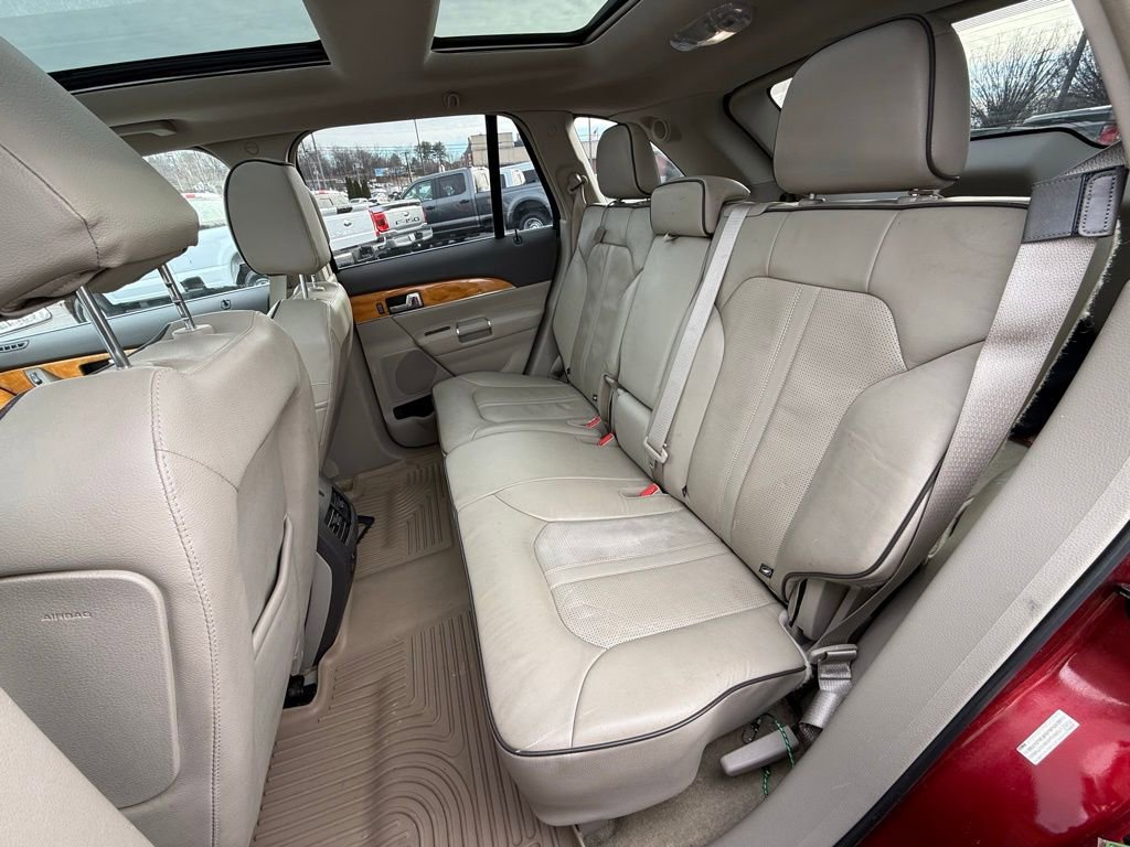 Used 2015 Lincoln MKX AWD w/ Equipment Group 102A image 28