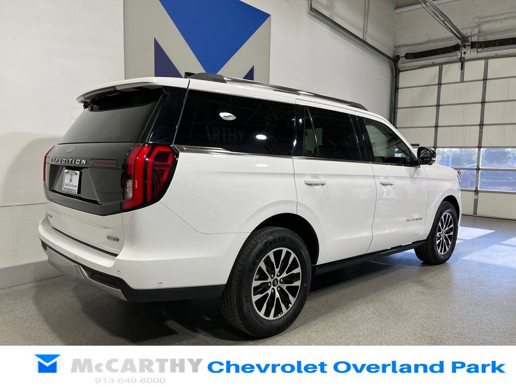 Used 2025 Ford Expedition Platinum AWD/4WD image 5