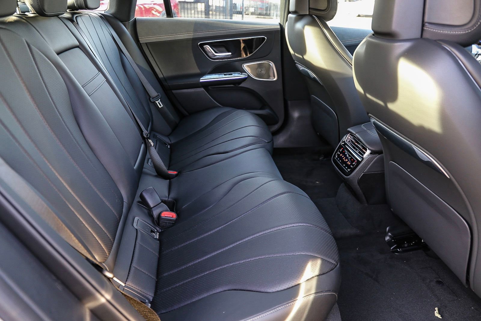 Used 2024 Mercedes-Benz EQE 350+ 4MATIC Sedan image 22