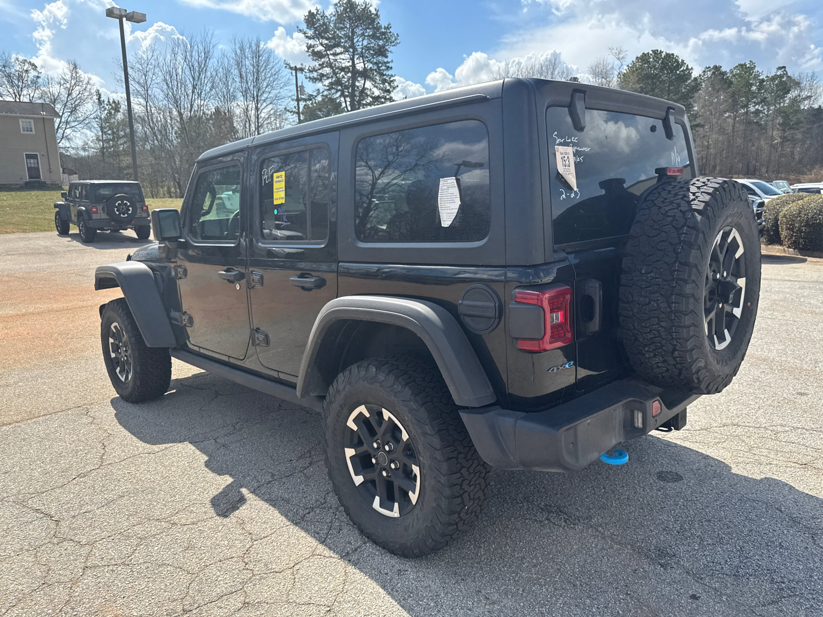 Used 2025 Jeep Wrangler Unlimited Rubicon 4xe w/ Safety Group image 7