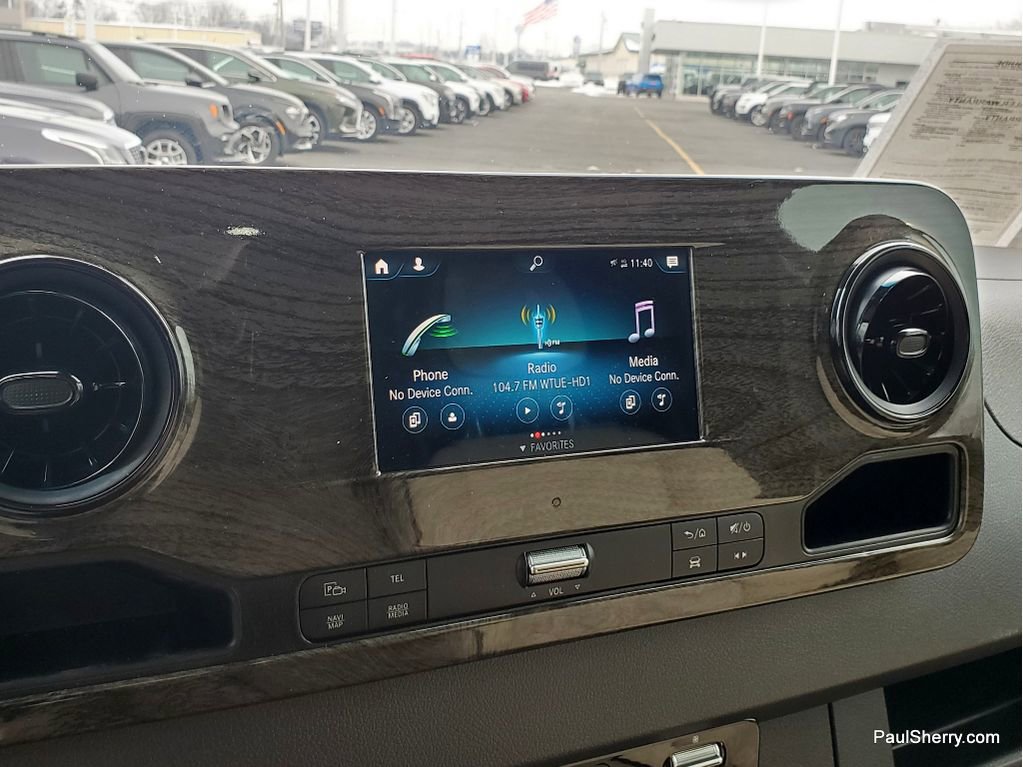 Used 2021 Mercedes-Benz Sprinter 2500 image 57