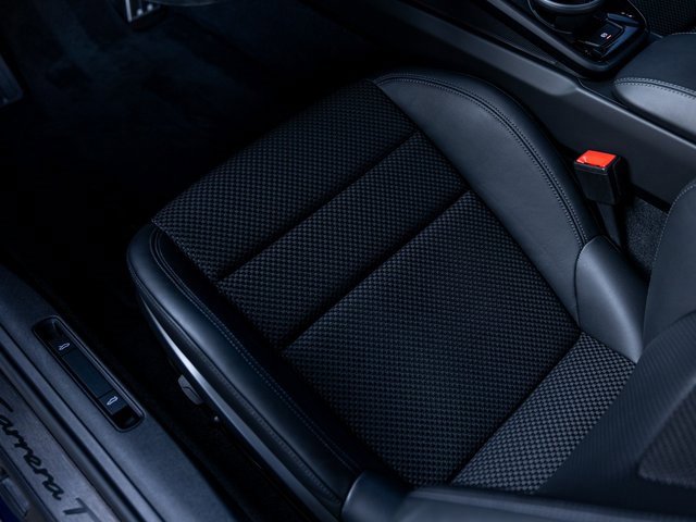 Used 2024 Porsche 911 Carrera T image 25