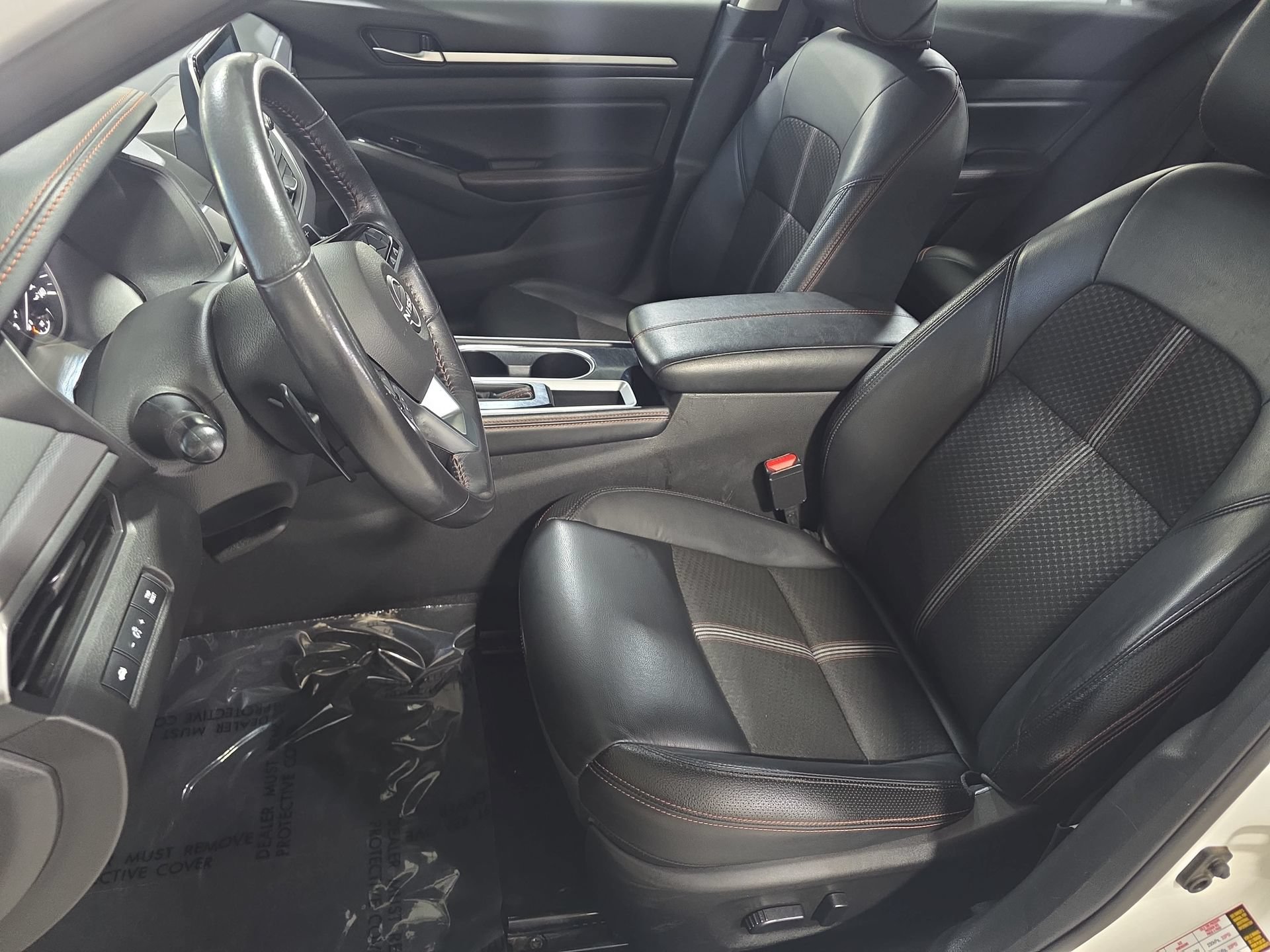 Used 2024 Nissan Altima 2.5 SR FWD image 14
