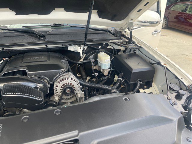 Used 2013 Cadillac Escalade 2WD image 27