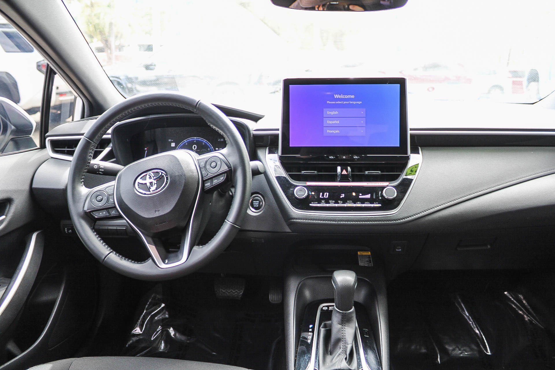 Certified 2025 Toyota Corolla SE w/ SE Premium Package FWD image 14