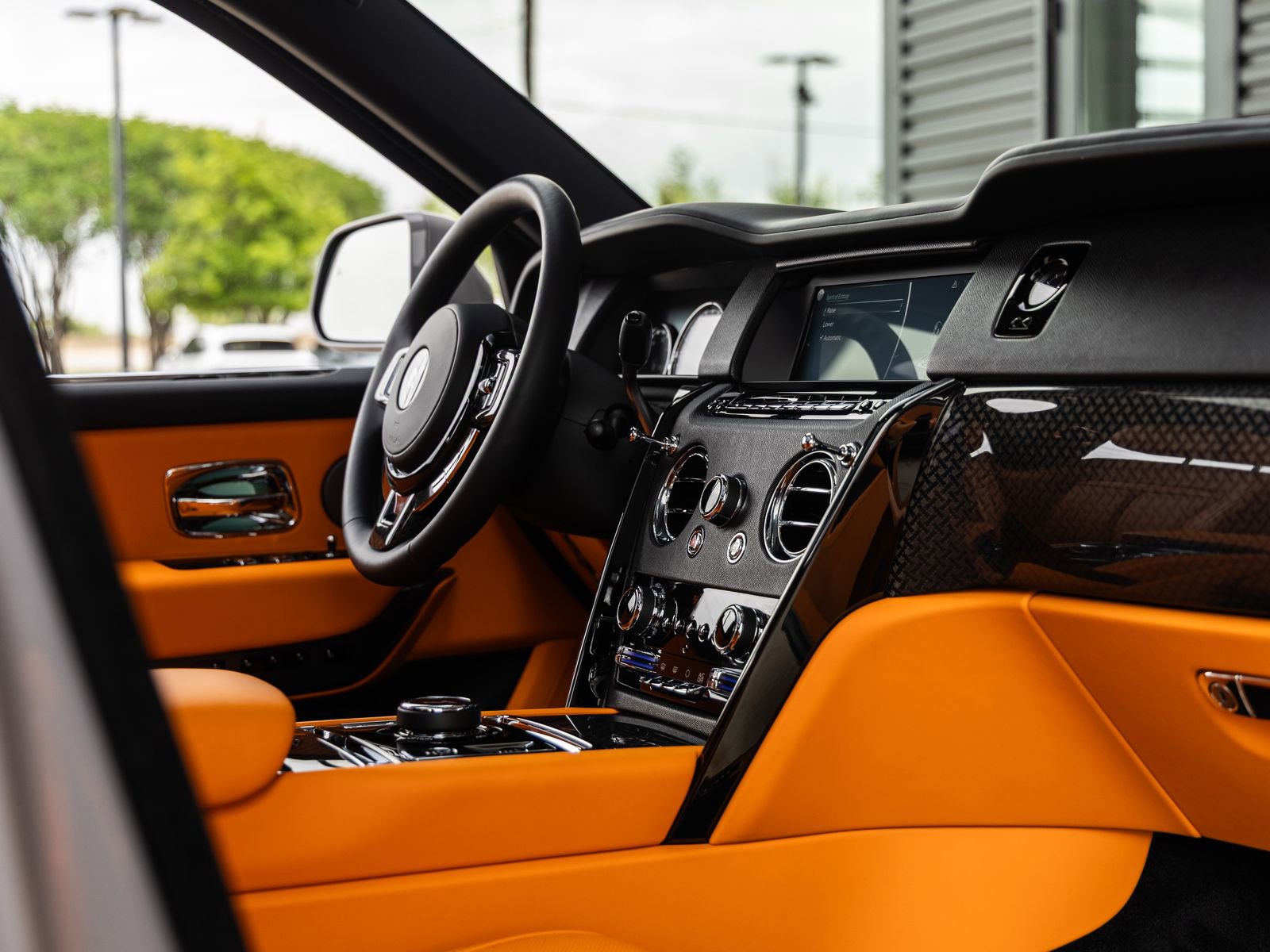Certified 2023 Rolls-Royce Cullinan Black Badge image 55