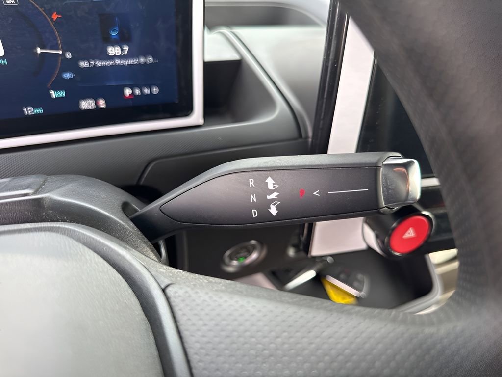 Used 2024 Chevrolet Brightdrop 400 w/ Commercial Equipment Package AWD/4WD image 15