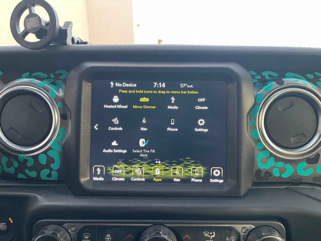 Used 2021 Jeep Wrangler Unlimited Sahara AWD/4WD image 10