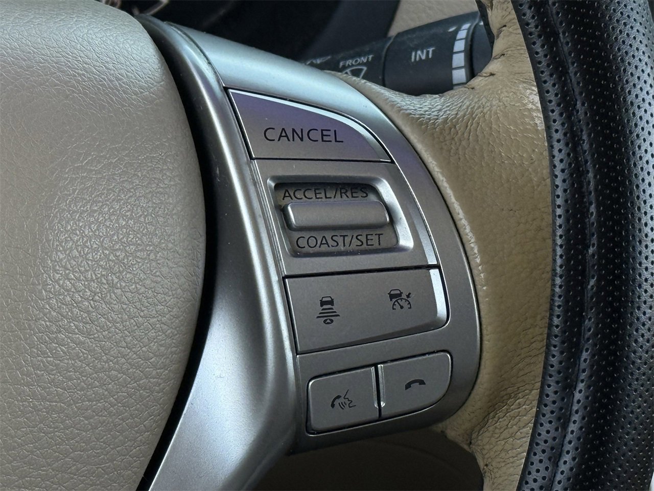 Used 2017 Nissan Altima 2.5 SL w/ 2.5 Technology Package image 17