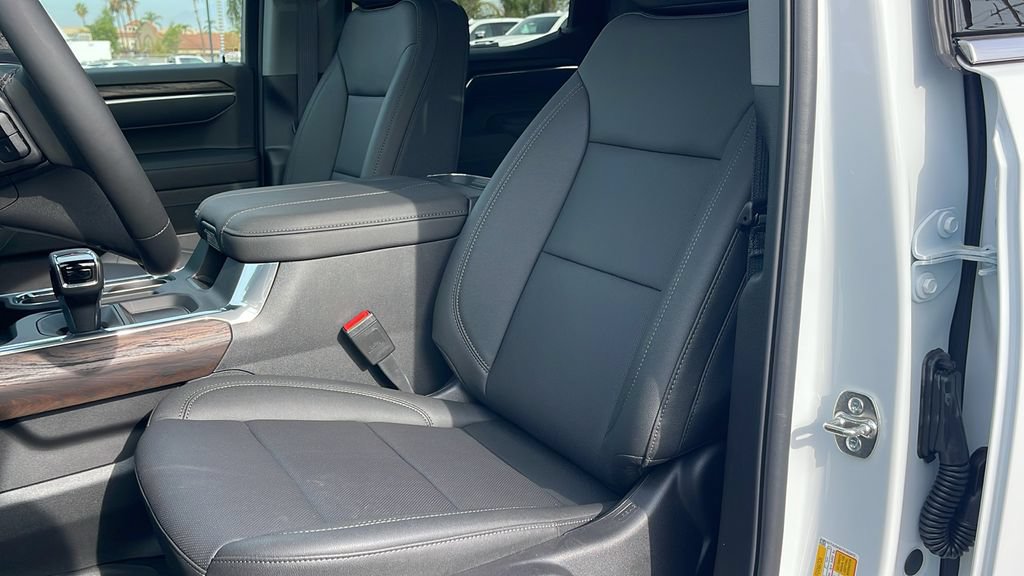New 2026 GMC Sierra 1500 SLT w/ SLT Premium Plus Package AWD/4WD image 13