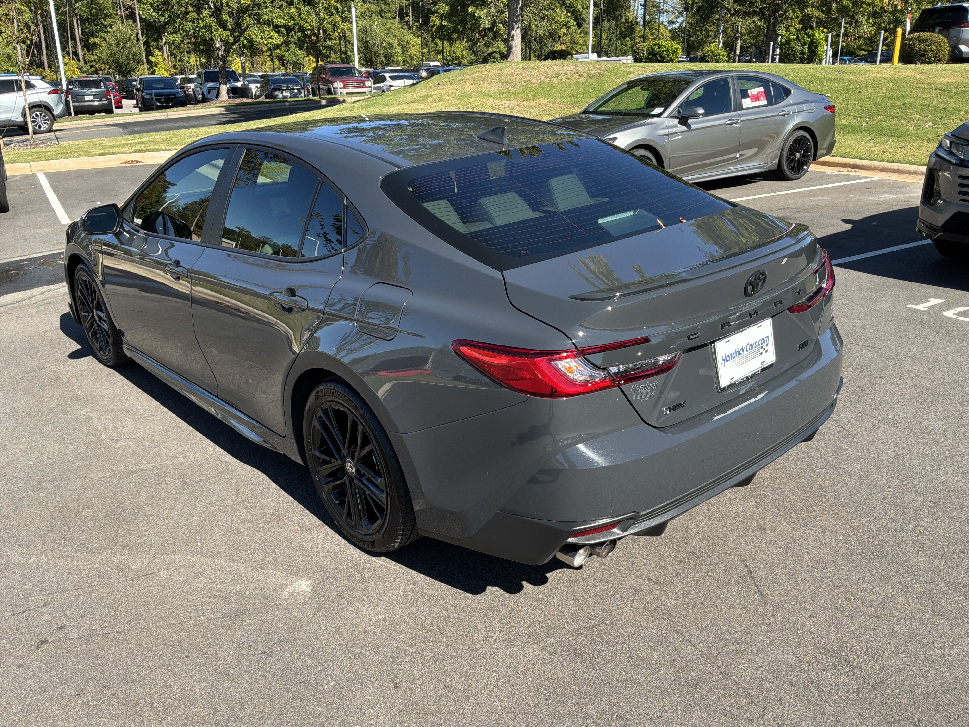 Used 2026 Toyota Camry SE FWD image 8
