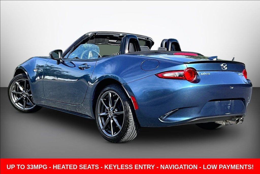 Used 2019 MAZDA MX-5 Miata Grand Touring RWD image 4