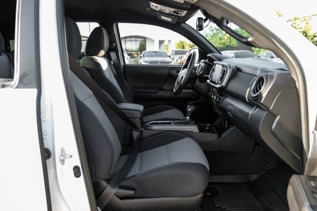 Used 2023 Toyota Tacoma TRD Off-Road image 35