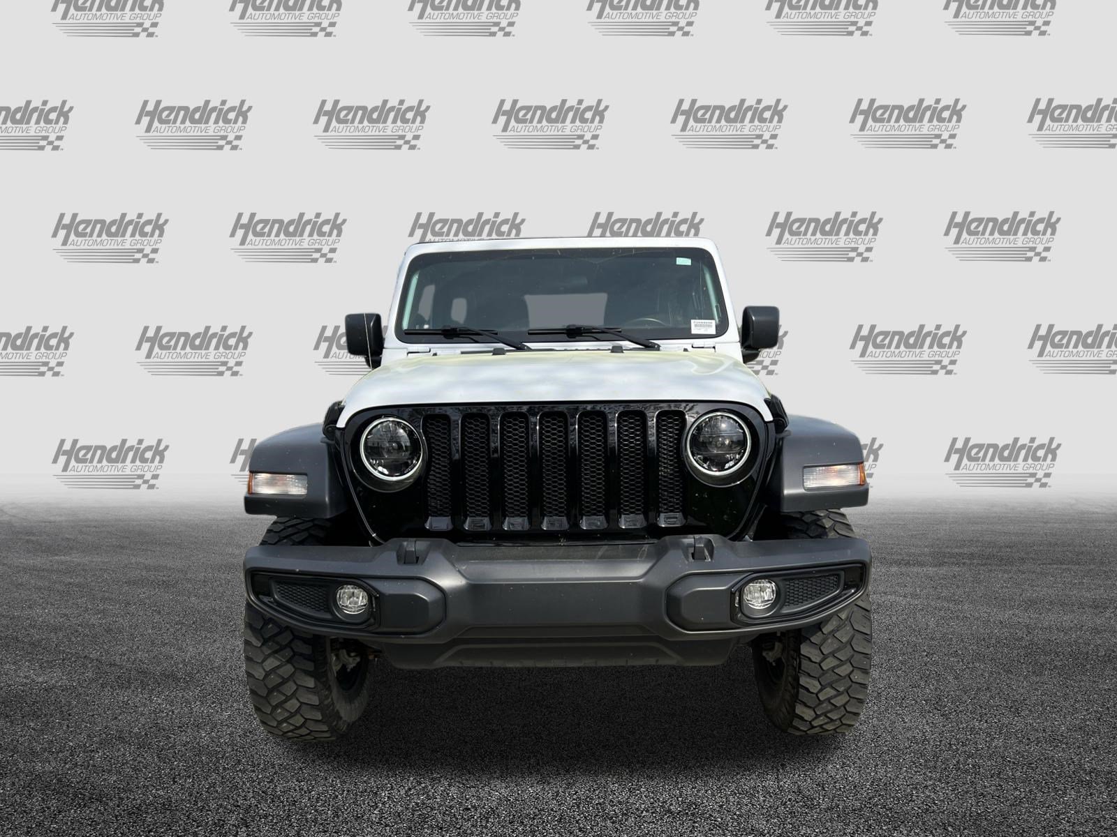 Used 2023 Jeep Wrangler Unlimited Sport image 3