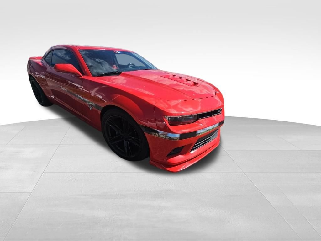 Used 2015 Chevrolet Camaro SS w/ Commemorative Special Edition RWD image 5