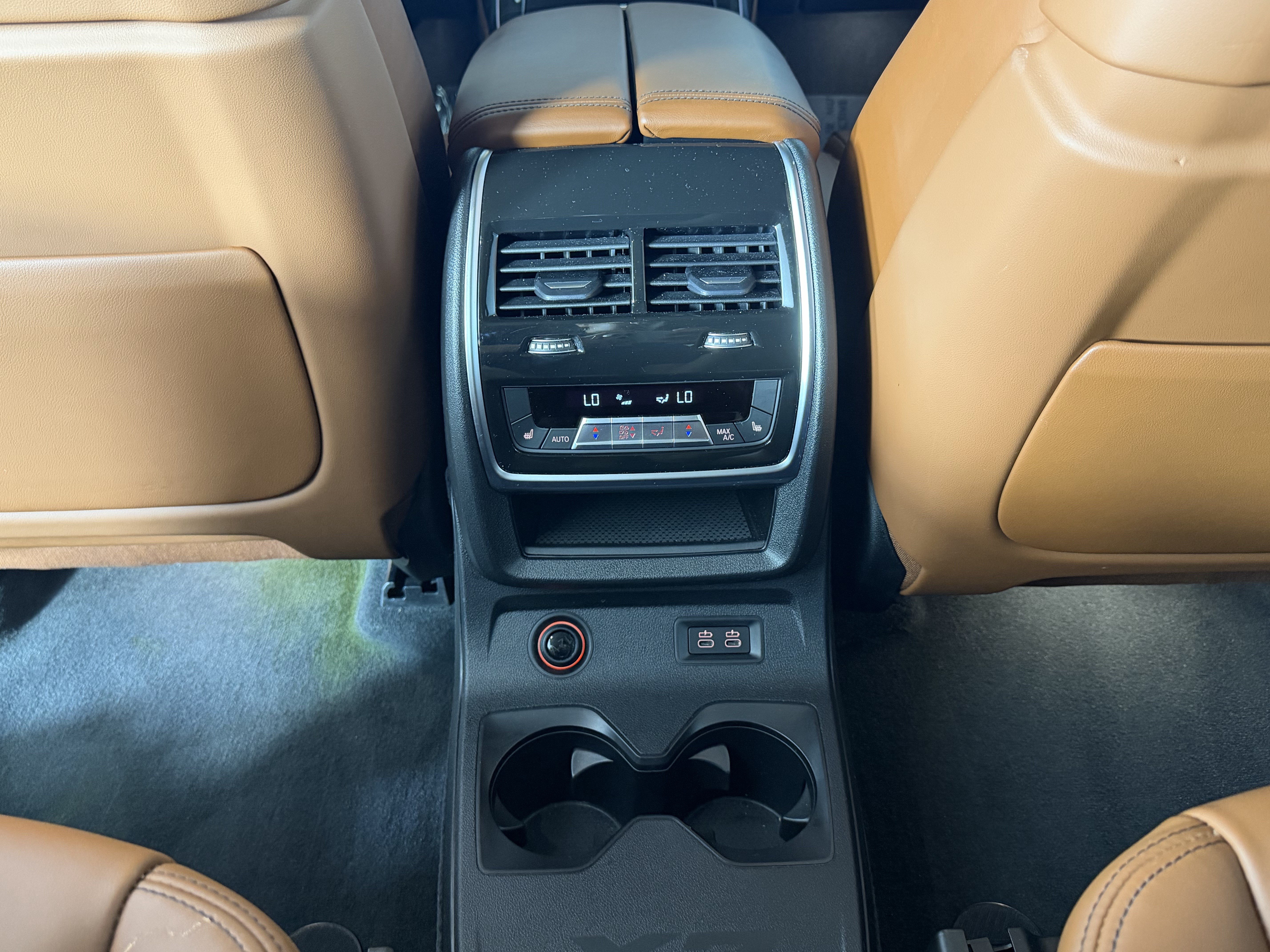 Certified 2025 BMW X7 xDrive40i w/ Executive Package AWD/4WD image 18