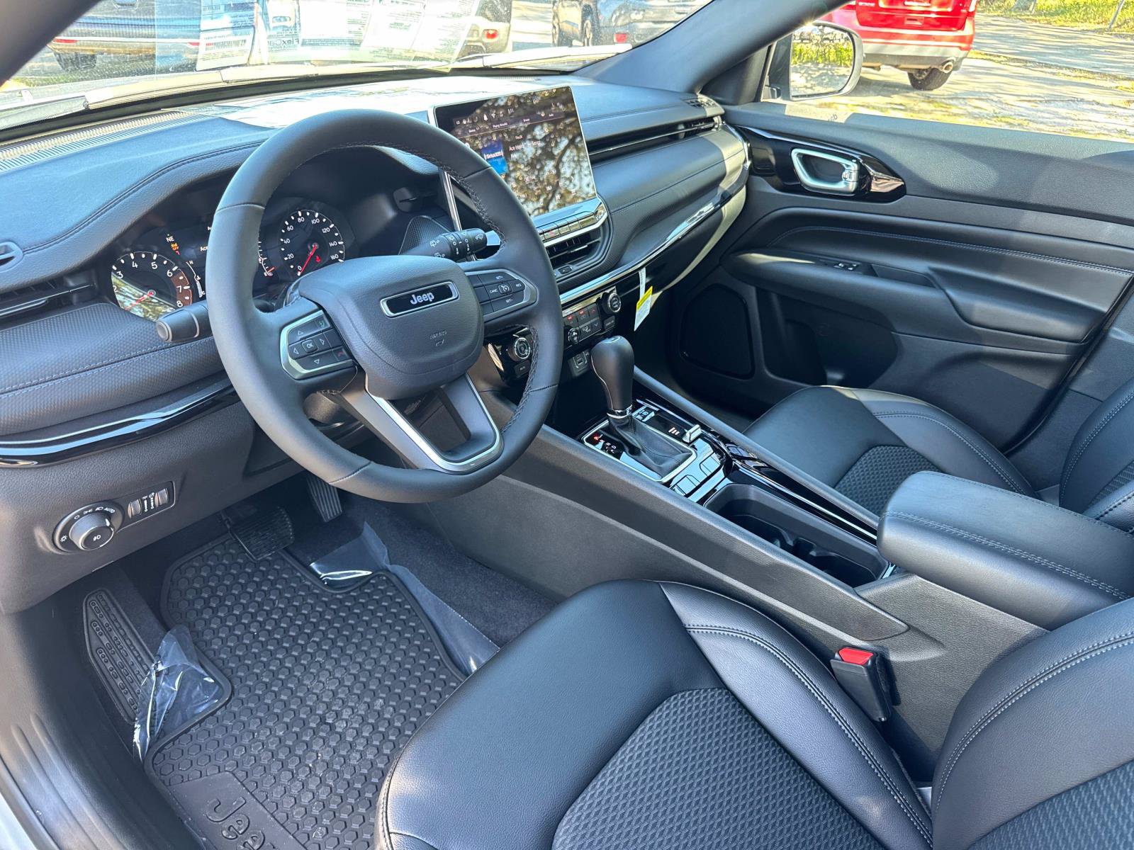 New 2026 Jeep Compass Latitude AWD/4WD image 21