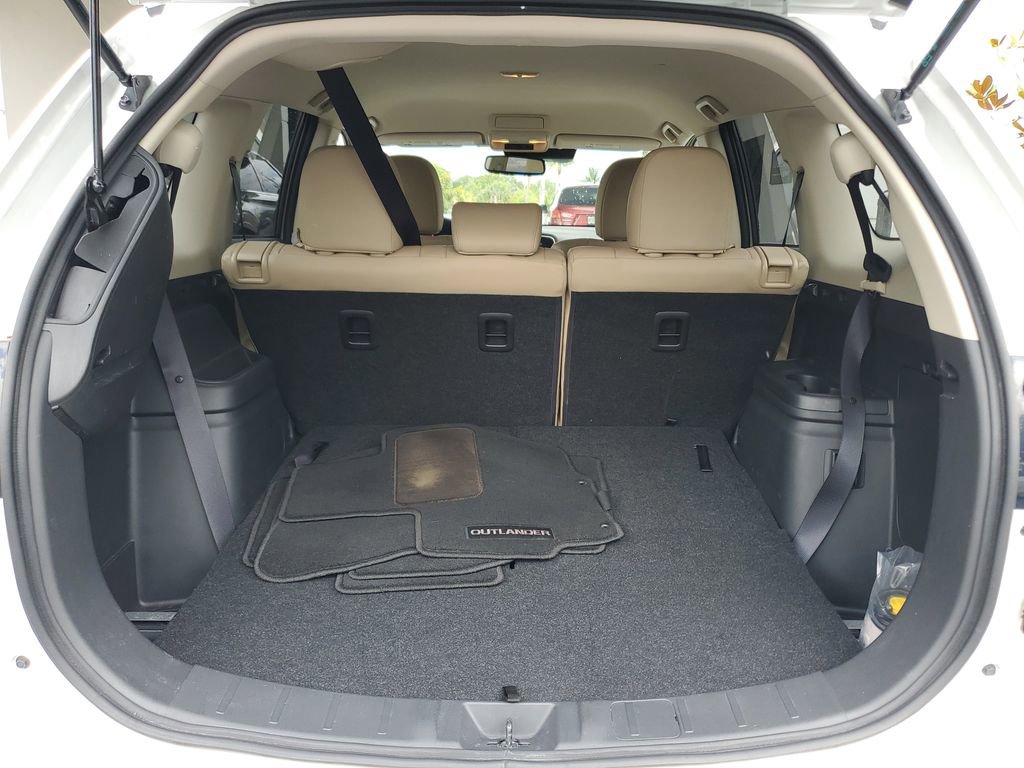 Used 2020 Mitsubishi Outlander SEL FWD image 7