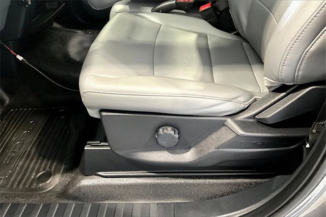 Used 2023 Ford F250 XL w/ Snow Plow Prep Package image 19