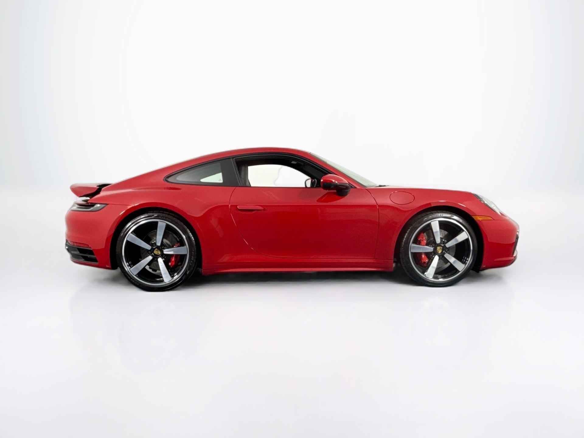 Used 2022 Porsche 911 Carrera S RWD image 4