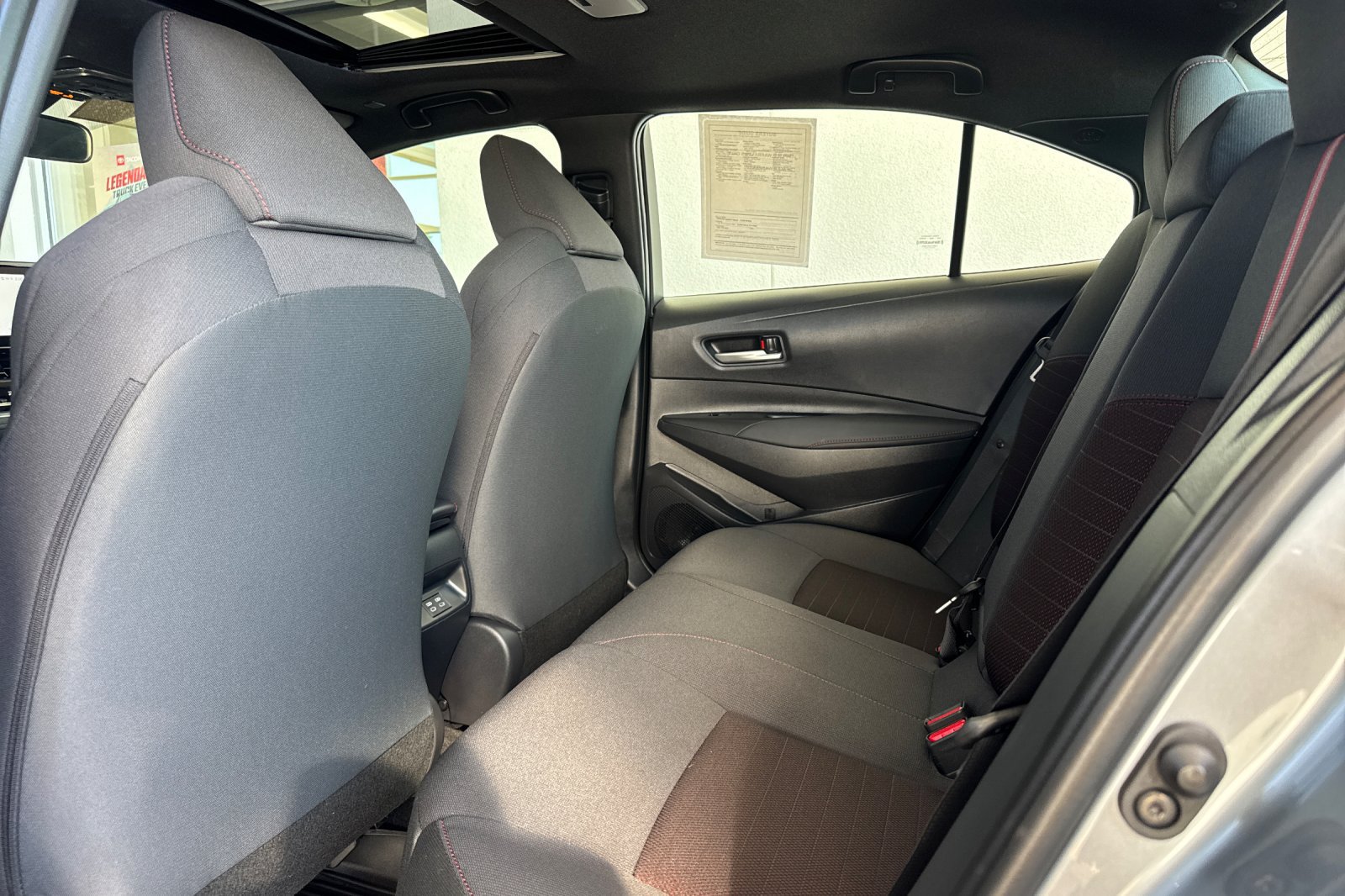 Certified 2024 Toyota Corolla SE w/ SE Premium Package FWD image 25
