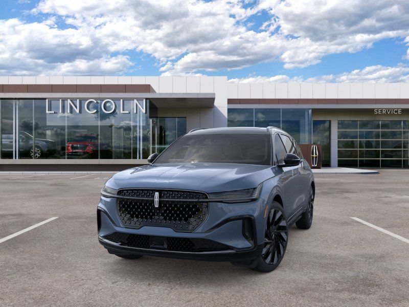 New 2026 Lincoln Nautilus Reserve w/ Jet Appearance Package AWD/4WD image 2