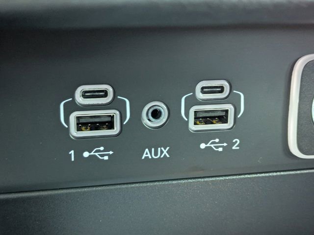 New 2025 Jeep Grand Cherokee L Limited w/ Black Appearance Package image 20