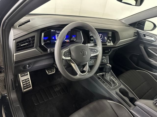 Used 2023 Volkswagen Jetta Sport image 13
