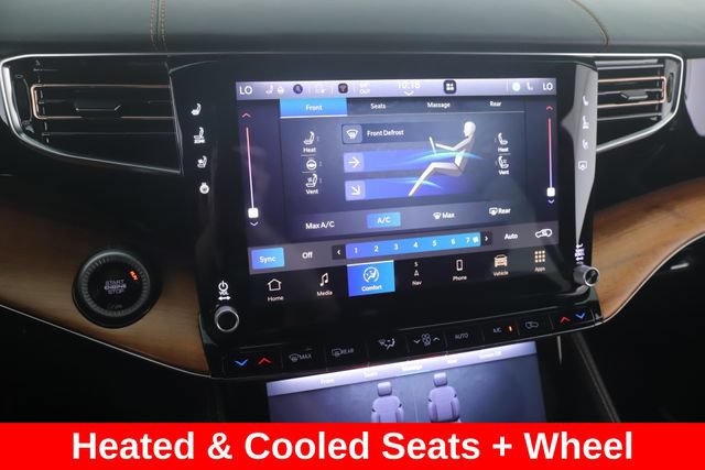 Used 2025 Jeep Grand Wagoneer Series III w/ Rear Seat Video Group 1 AWD/4WD image 4
