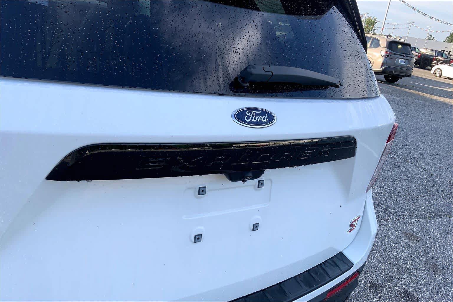 Used 2022 Ford Explorer ST w/ Equipment Group 401A AWD/4WD image 30