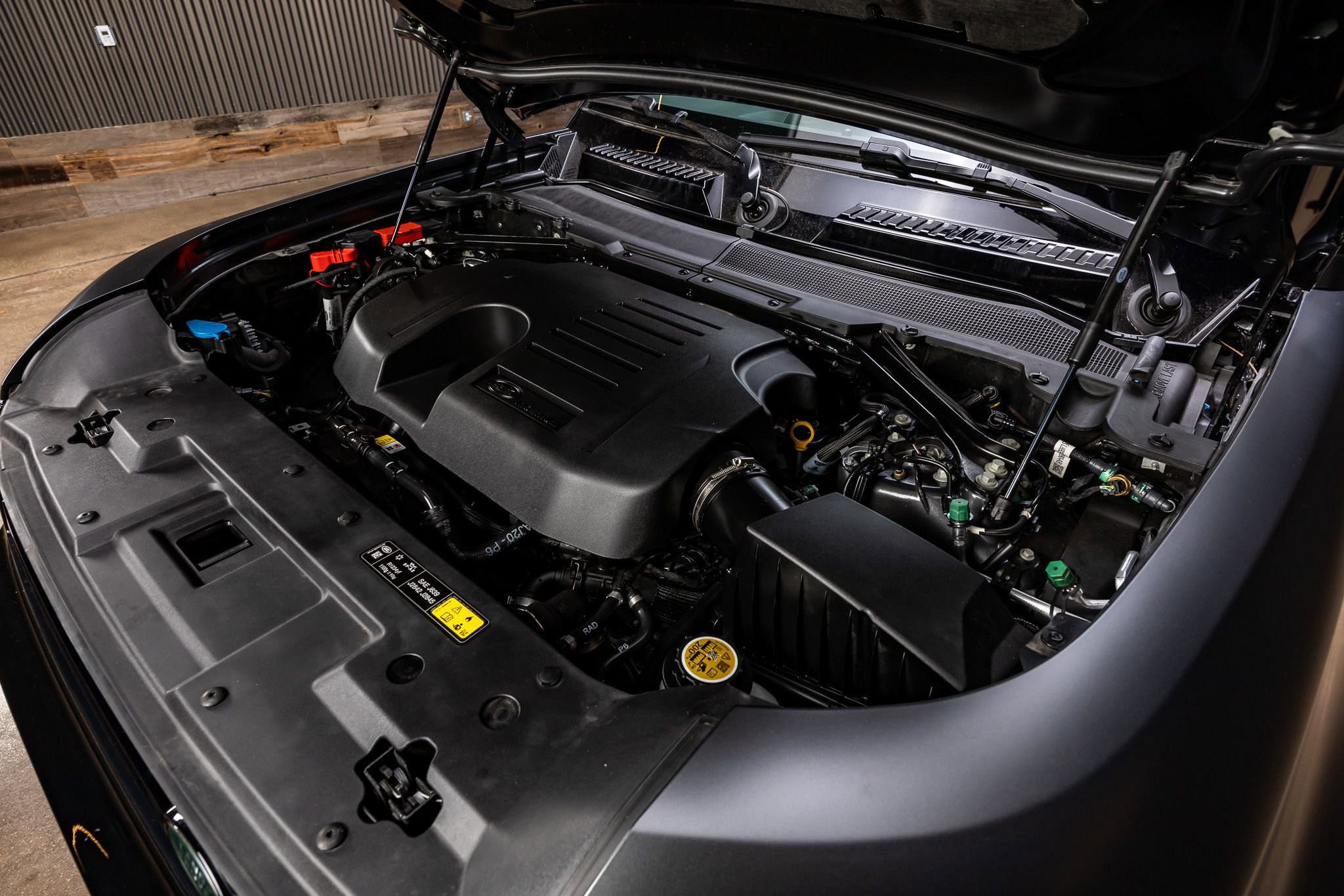 Used 2025 Land Rover Defender 130 X image 38