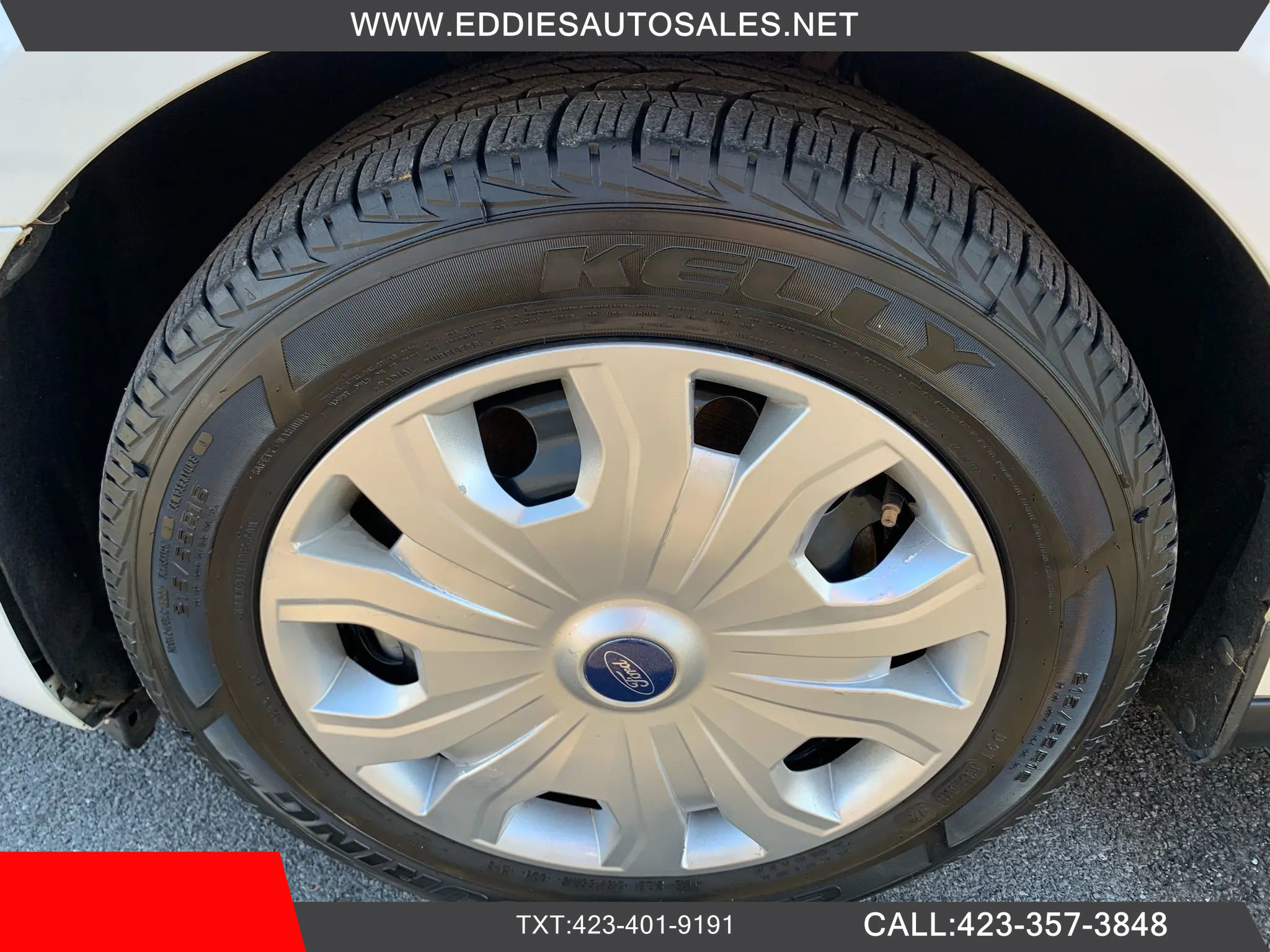 Used 2019 Ford Transit Connect XLT image 32