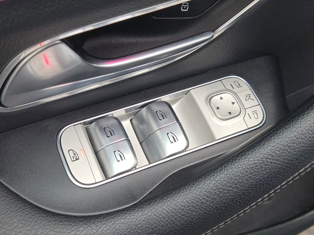 Used 2024 Mercedes-Benz GLE 450e 4MATIC image 21