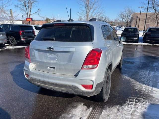 Used 2022 Chevrolet Trax LT w/ Driver Confidence Package image 4
