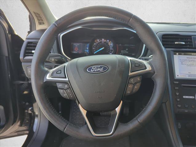 Used 2019 Ford Fusion Titanium FWD image 16