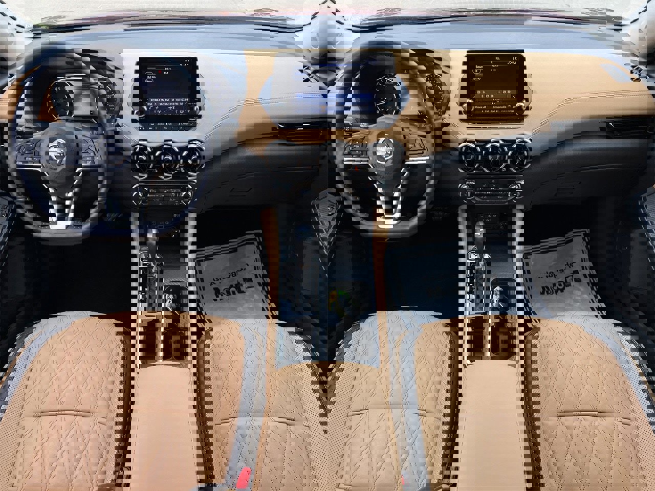 Used 2025 Nissan Sentra SV w/ SV Premium Package image 8