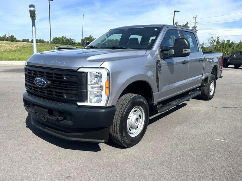 Used 2023 Ford F250 XL AWD/4WD image 4