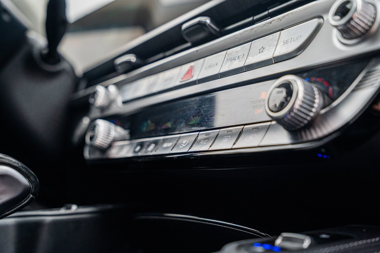 Used 2023 Kia Telluride EX w/ EX Captain's Chair Package image 14