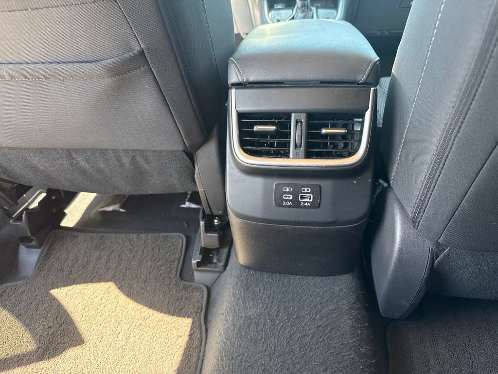 Used 2023 Subaru Outback Premium AWD/4WD image 11