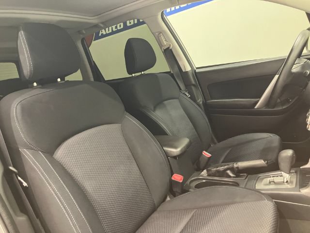 Used 2016 Subaru Forester 2.5i Premium AWD/4WD image 41