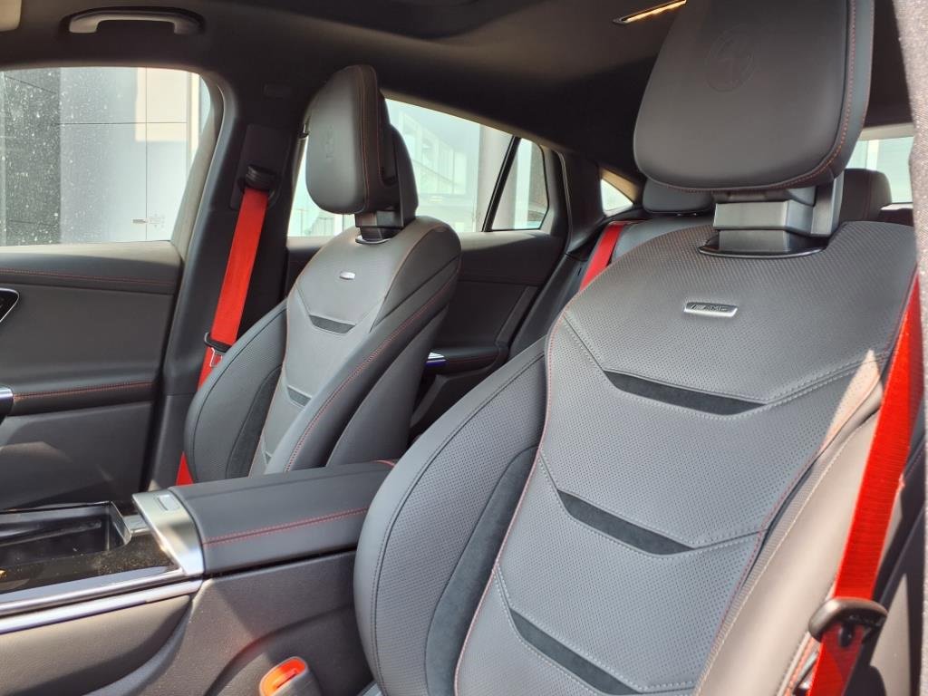 New 2025 Mercedes-Benz GLC 63 AMG S image 13