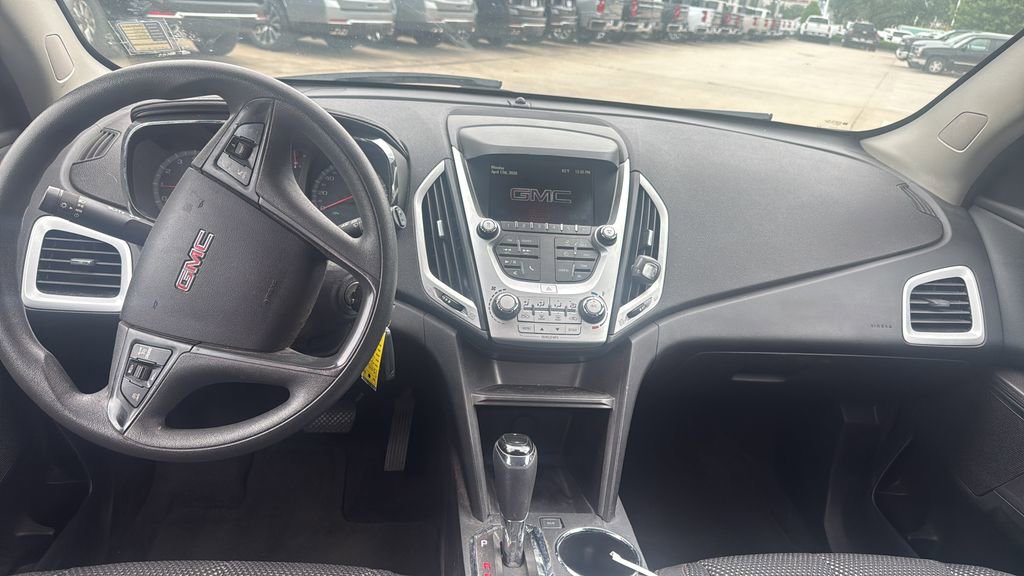 Used 2017 GMC Terrain SLE image 9