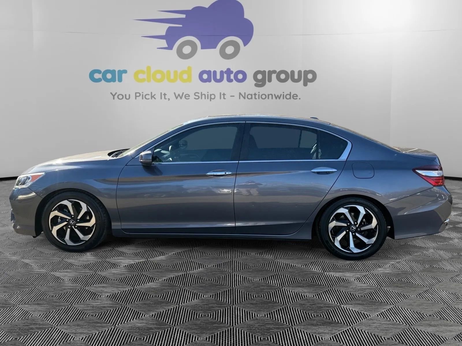 Used 2016 Honda Accord EX image 2